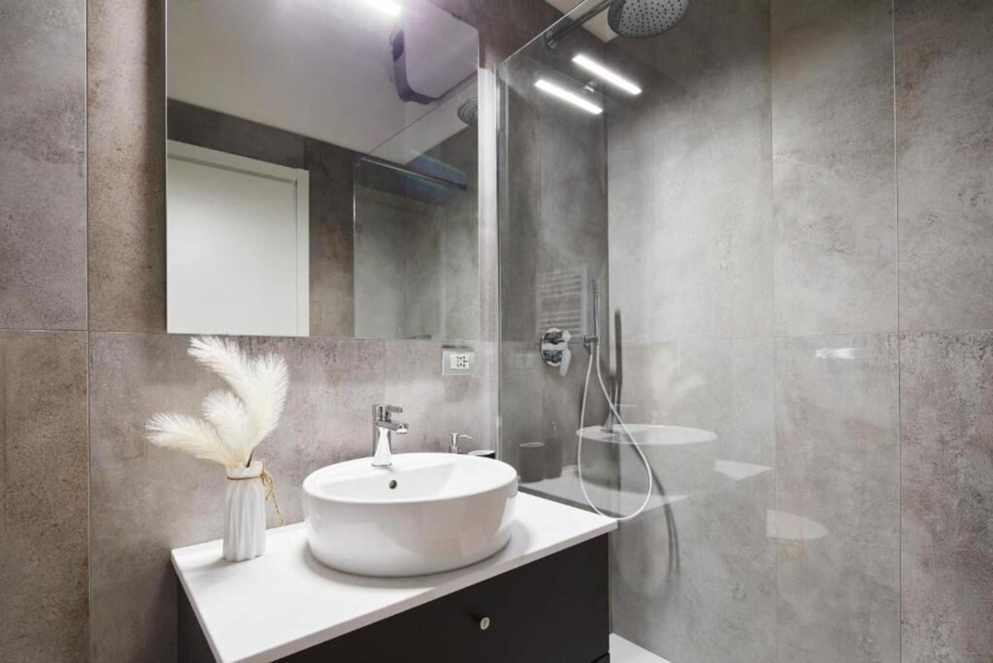 Luxury Apartment Fieramilano-Duomo Wifi&Netflix エクステリア 写真